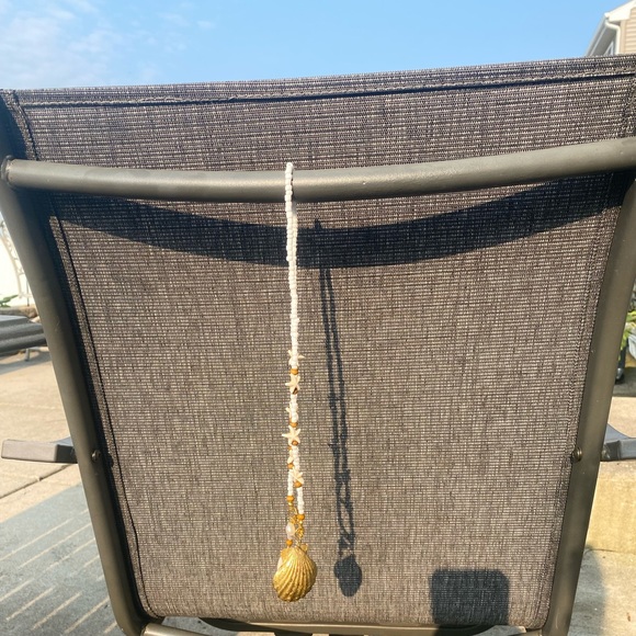 Natural Shell Gilded in Gold Leaf with a Starfish-Freshwater Pearl Boho Necklace - Picture 3 of 8